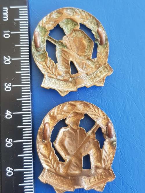 SADF - SA MILITARY SKIET KOMMANDO COLLAR BADGES SET