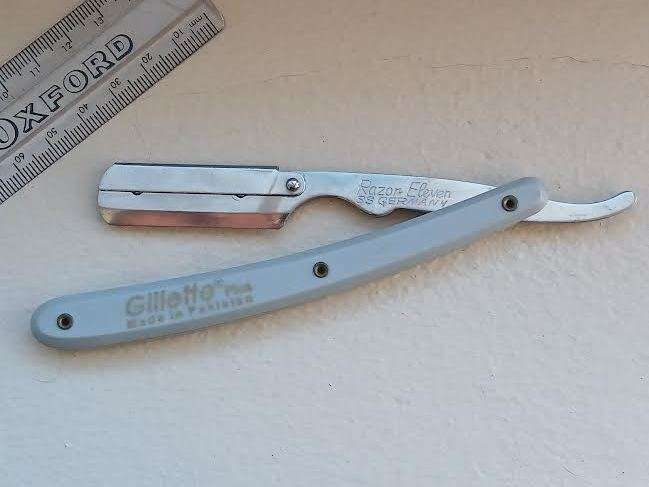Razor Hand Gillette