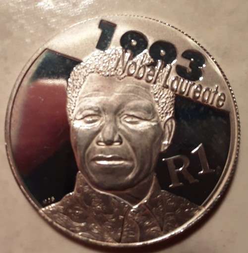 RSA MANDELA SILVER UNC R1 - 2007, IN POUCH with CoA.