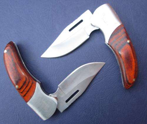 USA SABER -  FRENCH STYLE COMPACT POCKET KNIFE with POUCH.