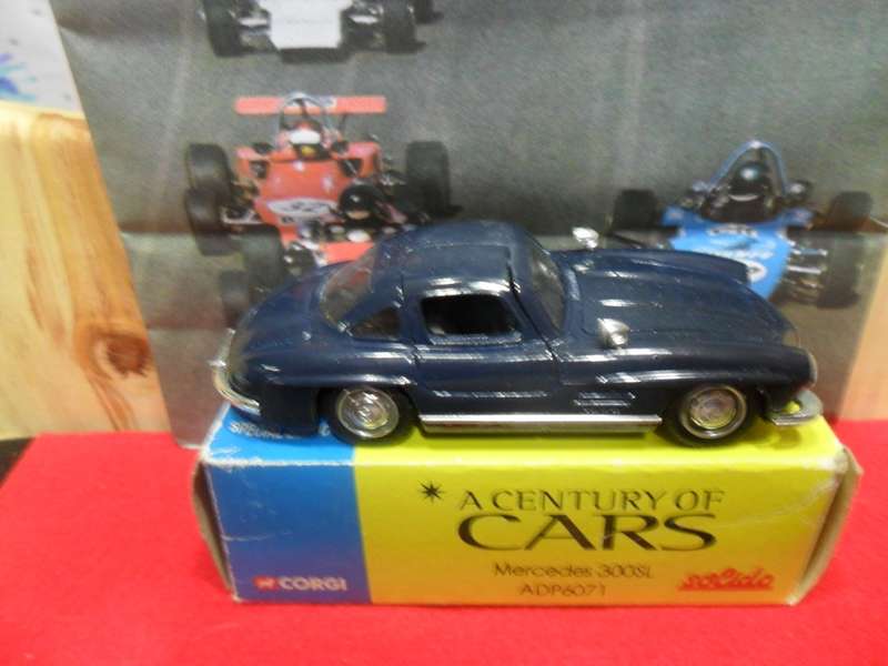 SOLIDO 1954 MERCEDES 300 SL  " A CENTURY OF CARS SERIES "   BOXED                              .