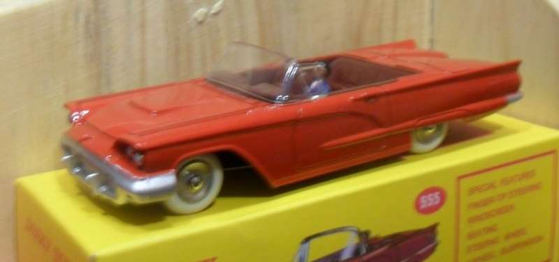 ATLAS DINKY NO 555  FORD THUNDERBIRD [ RED VERSION ]  NEW BOXED .