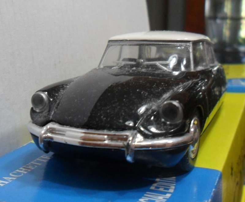 DEL PRADO 1964 CITROEN DS 19   " THE ULTIMATE CAR COLLECTION "FAIRLY  GOOD  CONDITION UNBOXED
