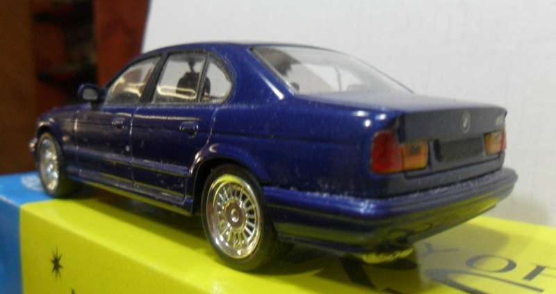 DEL PRADO 1985 BMW  M5   " THE ULTIMATE CAR COLLECTION "MINT CONDITION UNBOXED
