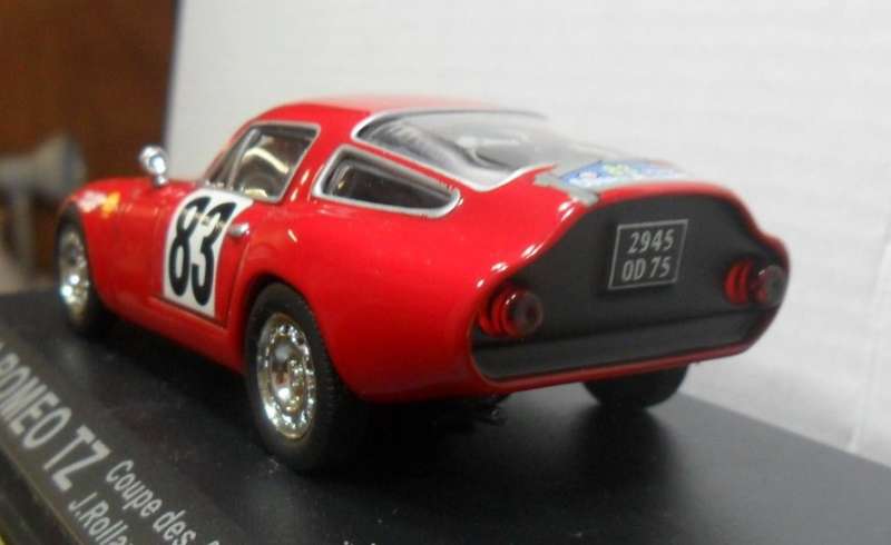 IXO / DeAGOSTINI 1964 ALFA ROMEO TZ " RALLY CAR COLLECTION " MINT WITH DISPLAY BOX