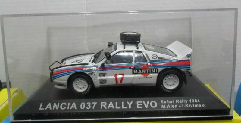 IXO / DeAGOSTINI 1984 LANCIA 037 RALLY EVO  " RALLY CAR COLLECTION " MINT WITH DISPLAY BOX