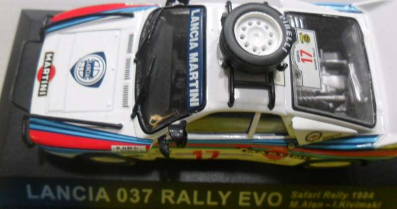 IXO / DeAGOSTINI 1984 LANCIA 037 RALLY EVO  " RALLY CAR COLLECTION " MINT WITH DISPLAY BOX