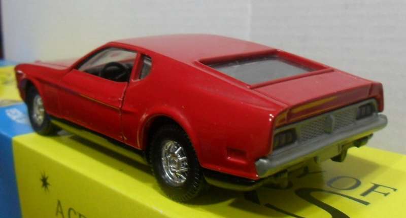 CORGI 1971 FORD MUSTANG  - " A CENTURY OF CARS SERIES "  MINT - BOXED                              .