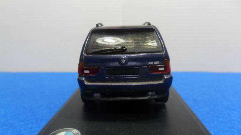 DEL PRADO  1999 BMW X5 SUV   "THE ULTIMATE CAR COLLECTION " IN GOOD CONDITION WITH THE DISPLAY BASE
