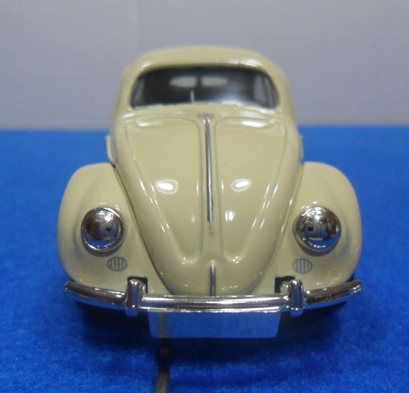 VANGUARDS VA12000  VW SPIT-SCREEN BEETLE [BEIGE VERSION ] MINT EXCEPT FOR A PAINT CHIP - BOXED