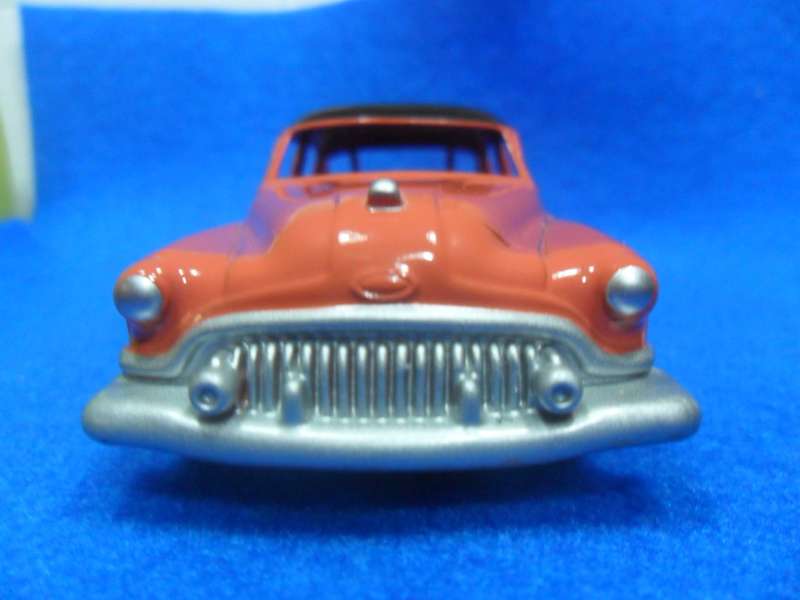 ATLAS DINKY NO 24V  BUICK  ROADMASTER " ORANGE & BLACK VERSION "   NEW BOXED .