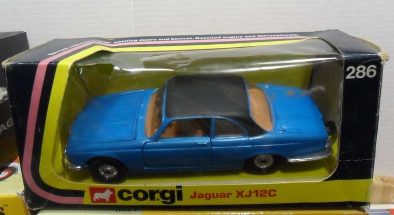 STUNNING CORGI 286 JAGUAR XJ12C ( MADE IN GT BRITAIN )  MINT WITH FAIR TO POOR ORIGINAL BOX
