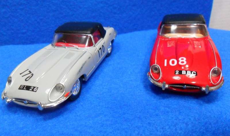 STUNNING CORGI 97701 - JAGUAR 'E' TYPE. ( 2 RACING E-TYPE  SUPERCATS - LIMITED EDITION ) MINT  BOXED