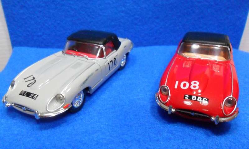 STUNNING CORGI 97701 - JAGUAR 'E' TYPE. ( 2 RACING E-TYPE  SUPERCATS - LIMITED EDITION ) MINT  BOXED