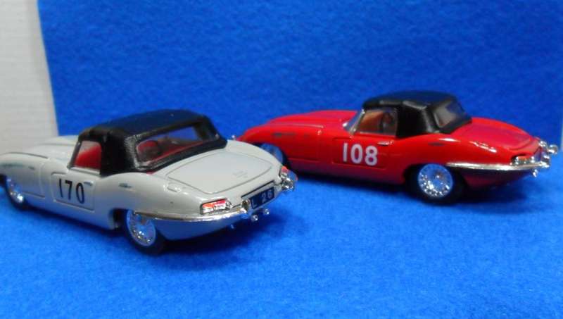STUNNING CORGI 97701 - JAGUAR 'E' TYPE. ( 2 RACING E-TYPE  SUPERCATS - LIMITED EDITION ) MINT  BOXED