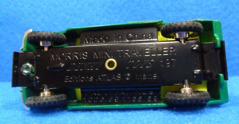 ATLAS DINKY NO 197  MORRIS MINI - TRAVELLER  " [ GREEN  VERSION ]  MINT BOXED .