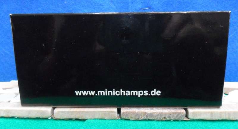 STUNNING , VERY RARE  MINICHAMPS 1962 FORD CORTINA MK 1 " LIME GREEN  " MINT IN DISPLAY CASE .