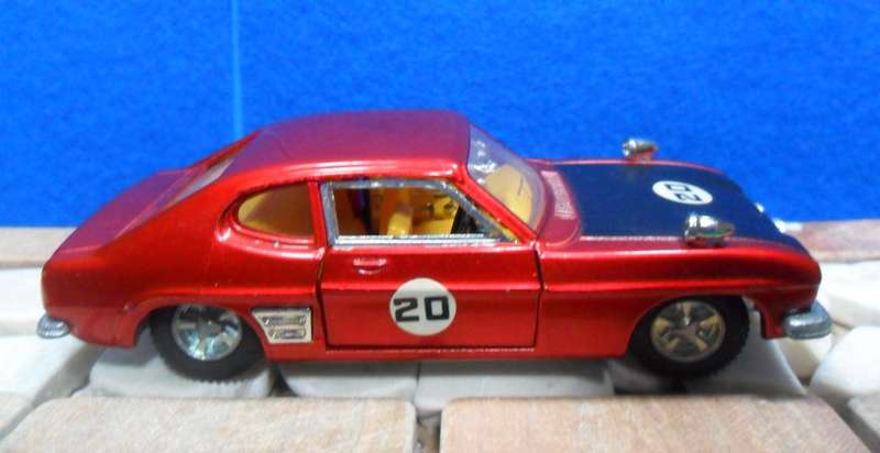 RARE  DINKY  NO  213 - 1969 FORD CAPRI MK1 RALLY CAR  - ORIGINAL NEAR MINT - WITH REPRO BOX