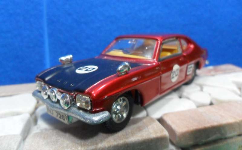 RARE  DINKY  NO  213 - 1969 FORD CAPRI MK1 RALLY CAR  - ORIGINAL NEAR MINT - WITH REPRO BOX