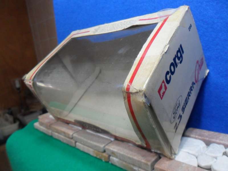 RARE CORGI 299 FORD SIERRA 2.3 GHIA ( MADE IN GT BRITAIN ) MINT WITH FAIR TO POOR ORIGINAL BOX