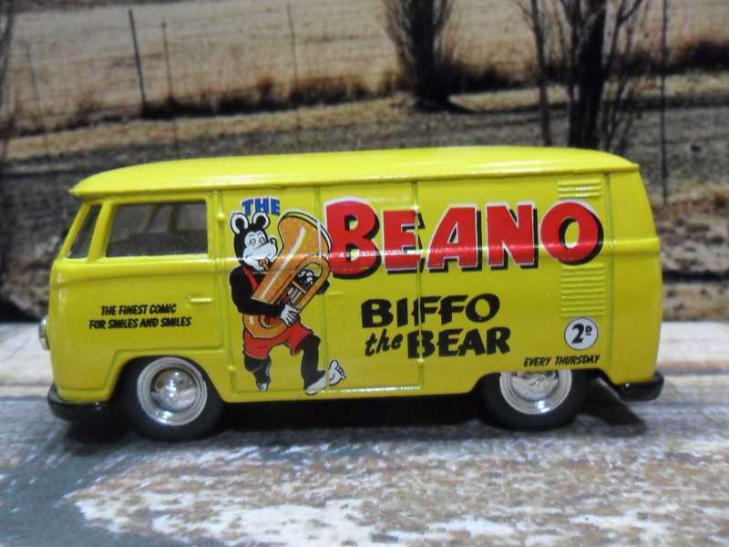 VERY RARE  LLEDO 73011  -  1955  VW  KOMBI    " THE DANDY  BEANO - BIFFO THE BEAR -   " MINT - BOXED
