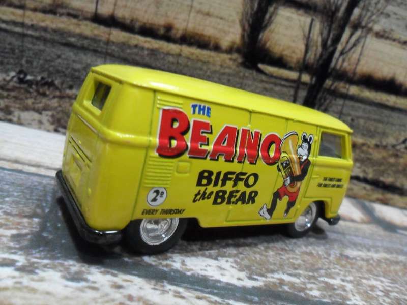 VERY RARE  LLEDO 73011  -  1955  VW  KOMBI    " THE DANDY  BEANO - BIFFO THE BEAR -   " MINT - BOXED