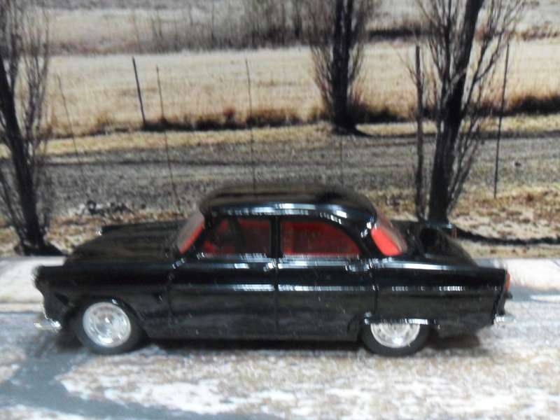 STUNNING CORGI D 710 - 1956 - 62  FORD ZEPHYR MARK 2  ( CORGI CLASSIC CARS )  MINT WITH ORIGINAL BOX