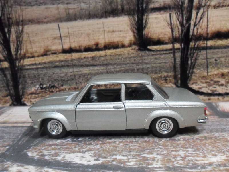 STUNNING SOLIDO 1966 BMW 2002 TURBO " A CENTURY OF CARS SERIES " MINT BOXED