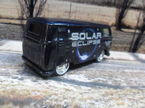 STUNNING LTD EDITION  LLEDO - 1950'S VW KOMBI  " TOTAL ECLIPSE OF THE SUN  1999  " MINT - BOXED