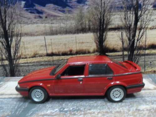 STUNNING NOREV  1985-92   ALFA ROMEO 75  ( MILANO ) VERY GOOD CONDITION -  MISSING  RHS  SIDE MIRROR