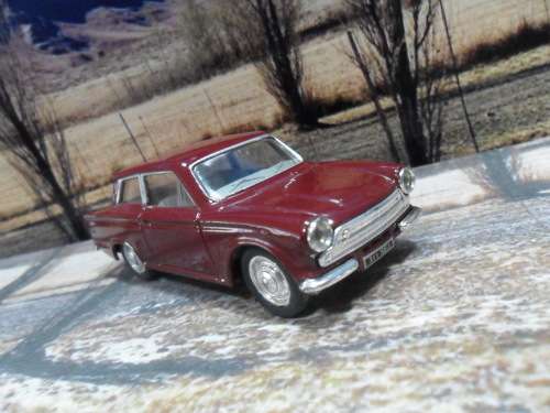 RARE, STUNNING " MUST HAVE " CORGI 0708/2  1963  FORD LOTUS CORTINA MK l  -  MINT - FAIR DISPLAY BOX