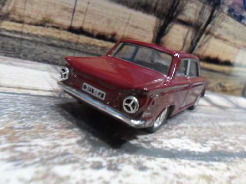 RARE, STUNNING " MUST HAVE " CORGI 0708/2  1963  FORD LOTUS CORTINA MK l  -  MINT - FAIR DISPLAY BOX