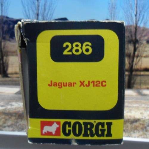 ABSOLUTELY STUNNING , VERY RARE 1974  CORGI NO  286 -  JAGUAR XJ12C  - MINT COND - FAIR DISPLAY  BOX