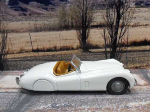STUNNING CORGI  1949 - 1954  JAGUAR XK 120    " A CENTURY OF CARS SERIES "  -  MINT  -   BOXED