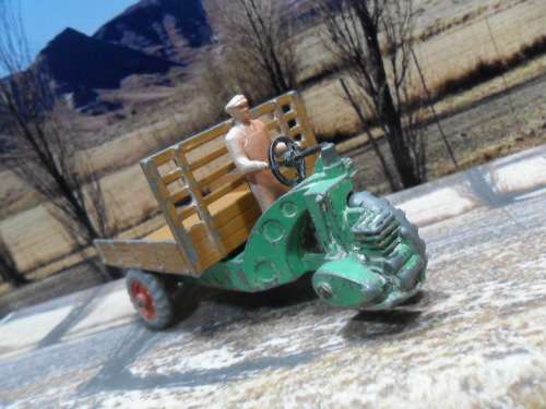 1949 - 1960  DINKY TOYS    MECCANO  NO 27G  342 `  OPPERMAN ` MOTOCART  IN GOOD ORIGINAL CONDITION