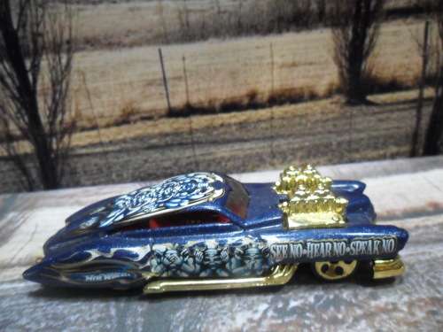 RARE 2004 HOT WHEELS NO 148 -  EVIL TWIN ( 50`S CADILLAC )  ` DEMONITION SERIES  ` -  MINT -  NO BOX