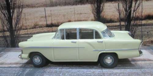 RARE LTD EDITION  VANGUARDS NO  VA 38001   1957  VAUXHALL VICTOR  F - SERIES  MK l -  MINT - BOXED