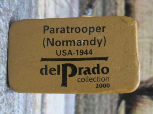 DELPRADO MEN AT WAR  # 5  PARATROOPER ( NORMANDY ) USA - 1944 - GOOD COND- SUPPLIED LOOSE.
