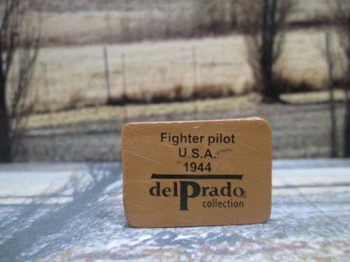 DELPRADO MEN AT WAR  # 24 -  FIGHTER PILOT - USA - 1944 - GOOD COND - SUPPLIED LOOSE