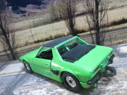 RARE ,  ABSOLUTELY STUNNING 1975  CORGI NO  314 -  FIAT X 19 - BERTONE  -  VERY GOOD COND -  NO  BOX