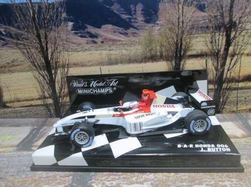 RARE MINICHAMPS  400 040009 - 2004  B * A * R  HONDA 006  ` JENSON  BUTTON   ` MINT IN DISPLAY CASE