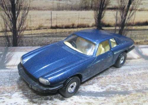 ABSOLUTELY  STUNNING   1986  CORGI NO 318 / 4  -  JAGUAR XJS  V12  - VERY GOOD COND. - NO BOX