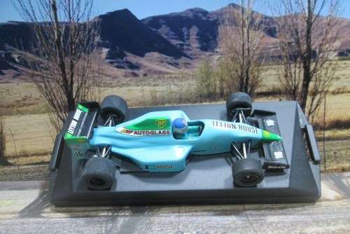 STUNNING ONYX NO 088  -  LEYTON  HOUSE CG901  ` IVAN CAPELLI    ` -  MINT -  BOXED WITH DISPLAY CASE