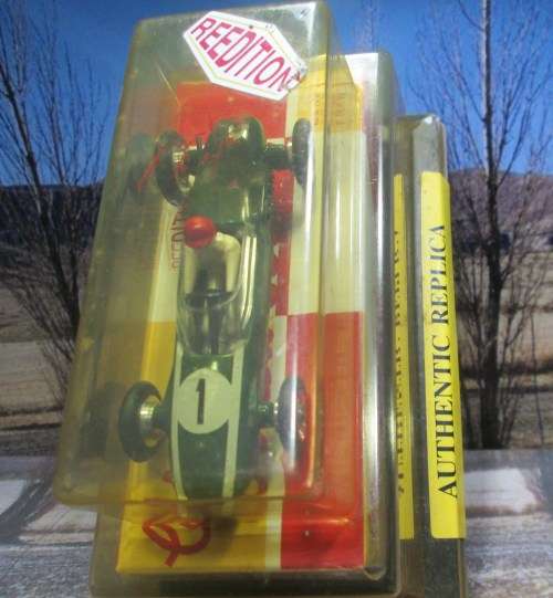 STUNNING  1990`S  SOLIDO NO 1105   1960  LOTUS  F1  - MINT (  AS NEW ) IN SEALED  BLISTER PACK