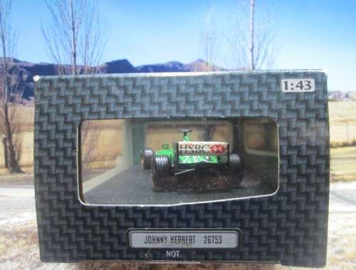 HOT WHEELS  NO 26753   2000  JAGUAR  R1  ` JOHNNY  HERBERT  ` -  MINT  -  BOXED WITH  DISPLAY CASE