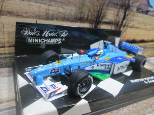 MINICHAMPS  430 990009 - 1999  BENETTON PLAYLIFE B199 ` G . FISICHELLA  ` MINT IN DISPLAY CASE