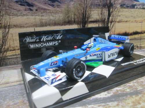 MINICHAMPS  430 990009 - 1999  BENETTON PLAYLIFE B199 ` G . FISICHELLA  ` MINT IN DISPLAY CASE