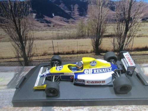 STUNNING ONYX  085  -  1990  WILLIAMS RENAULT FW13B   ` T.  BOUTSEN ``  MINT IN DISPLAY CASE AND BOX