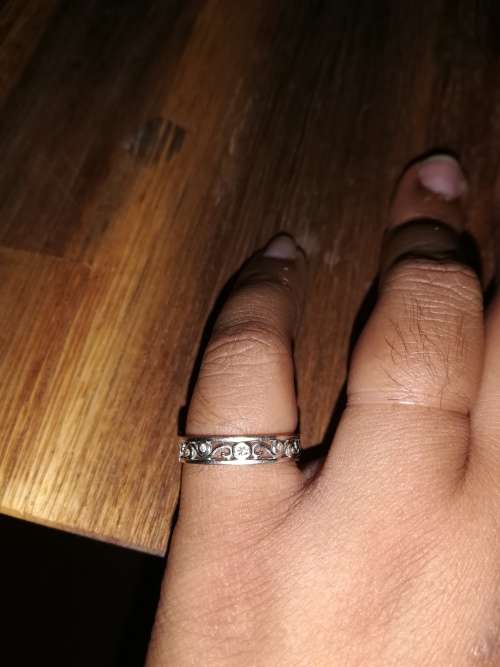 WHITE GOLD INTRICATE WEDDING BAND