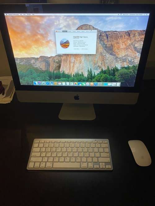 iMac 21.5` 3.0Ghz, 8GB RAM, 500GB HDD, Magic mouse and keyboard